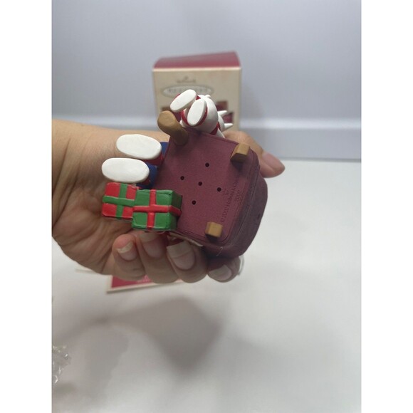 Hallmark Keepsake Maxine and Floyd Christmas Ornament I Dont Do Jolly with Sound - Picture 6 of 8